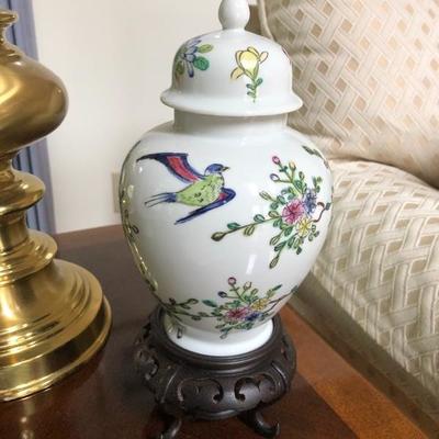 Porcelain Ginger Jar w/wood stand
Price: $12