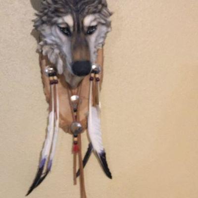 resin wolf head  wall mount
