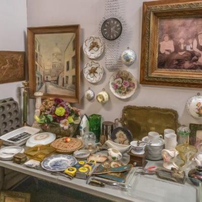 Estate sale photo