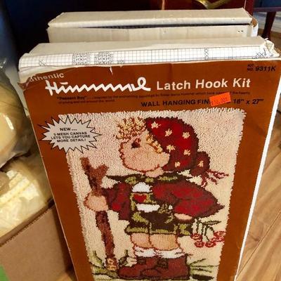 Hummel Latch Hook Kit