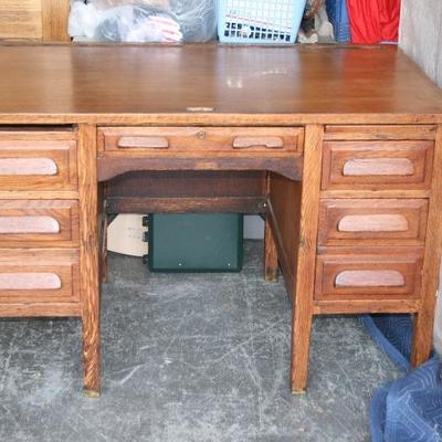 Old Oak Desk 