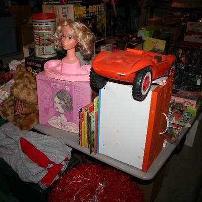Barbies Items Dream Boat & More 