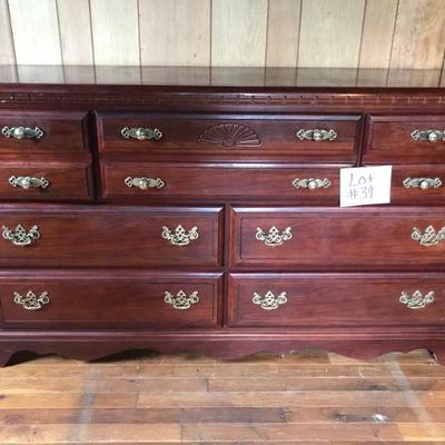 Broyhill Long Dresser with 7 Drawers