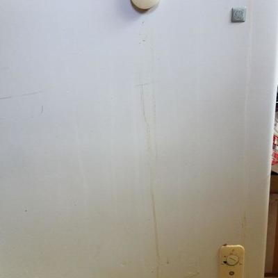 GE Upright Freezer