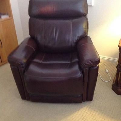 Recliner in excellent condition
