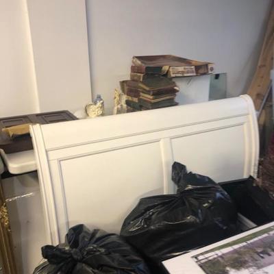 Again, preliminary photos before it was staged!
