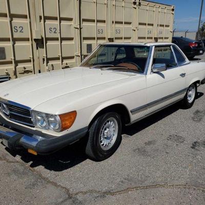 112: 1978 Mercedes 450SL
1978 Mercedes 450SL, Cream has removable top, VIN: 10704412048588 276Cu in. Engine Automatic Transmission 2 door...