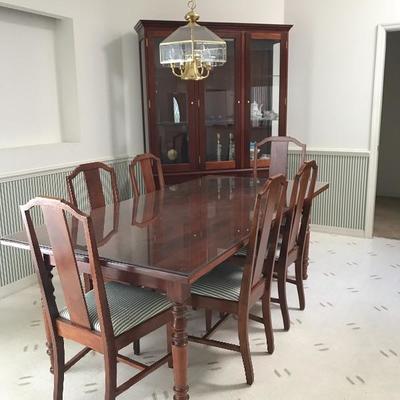 custom made black walnut dining room set, wont find this at Rooms to go ! Table is 84 long x 42 w x 30.5 t 