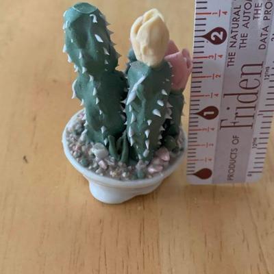 Navajo Pottery Miniature Cactus- Fine Detail 1.5