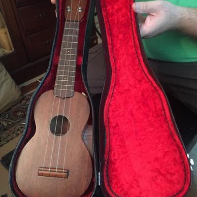 Vintage 1960â€™s Martin Style 0 Soprano Ukulele w/case. Excellent Condition  