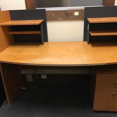 Desk $30 "as is"
50 X 28 X 28"