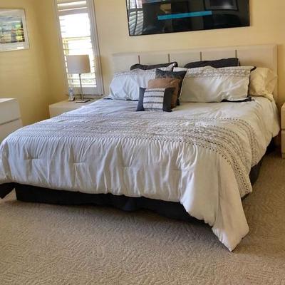 Lane White Lacquer 5-Piece King Bedroom Suite - $415 (Reg. $465 - Save $50) - Includes headboard, 2 dressers, 2 night stands.