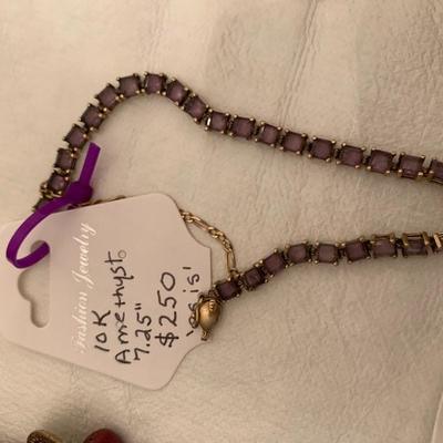 10K Amethyst 7.25" Bracelet