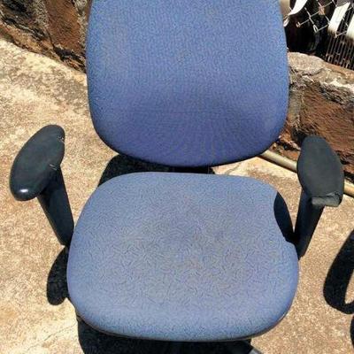APC117 Blue Office Chair on Casters