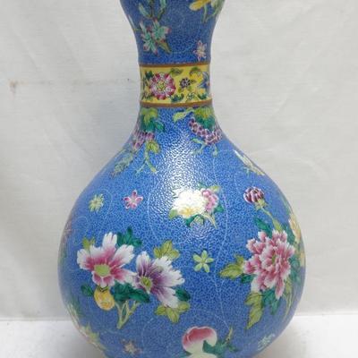 A QIANLONG PORCELAIN ENAMEL GARLIC-HEAD VASE