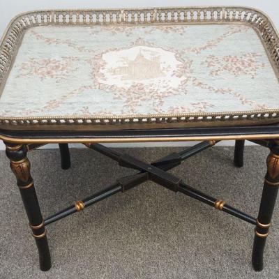 BRONZE MOUNTED PORCELAIN CHINOSERIE TRAY TABLE