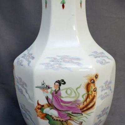 A Good Chinese Republic Era c. 1920 Porcelain Vase 14" tall. Finely hand painted in qianjiang style enamel with a Imperial Court...
