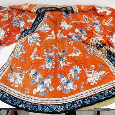 Fine antique Chinese imperial silk jacket embroidered. Gold thread accents, heavily embroidered, lined in green silk. 