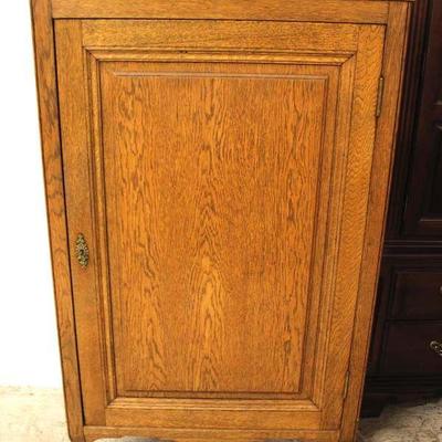  ANTIQUE Oak 1 Door Sheet Music Cabinet with Gallery

Auction Estimate $100-$300 â€“ Located Inside 