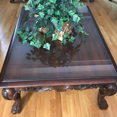Gorgeous Coffee table 
Custom fitted glass top