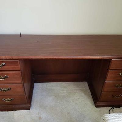 906: Wooden Desk 30