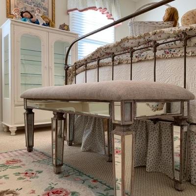 Mirror Accented End of Bed Bench 