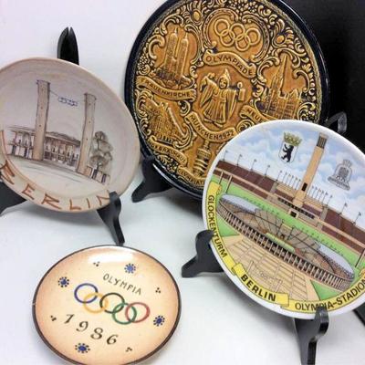 BSO075 Four Olympic Collectible Plates 