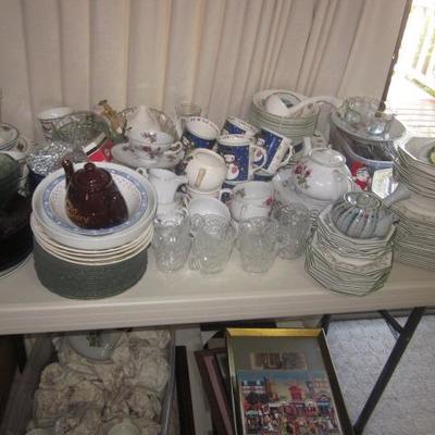 Tons Of China Sets To Choose From
Tea Cup Collections