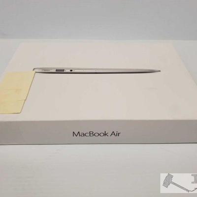 NEW, Apple MacBook Air 11"
NEW, Apple MacBook Air 11". Model No. A1465 
OS15-243586.1
