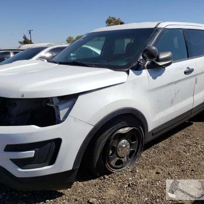 208: 2017 Ford Explorer, White
Cold AC, power windows and mirrors Year: 2017
Make: Ford
Model: Explorer
Vehicle Type: Multipurpose...
