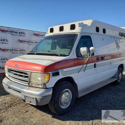 1997 Ford E-350 Econoline, Red/White/Silver
Cold AC, Power windows, power locks Year: 1997
Make: Ford
Model: E-350 Econoline
Vehicle...