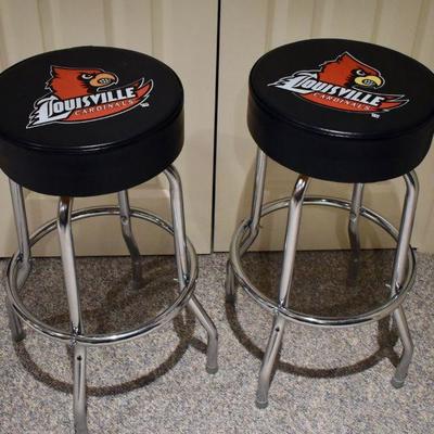 4 Barstools total