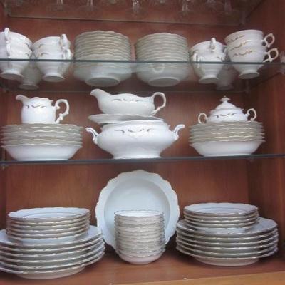 Bavaria Schumann China Service for 12 with Extras 