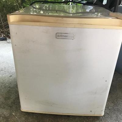 Mini refrigerator $20