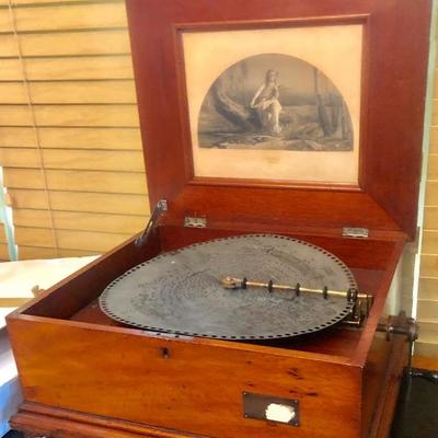 Antique Regina Music Box 