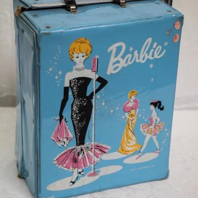 barbies and barbie case