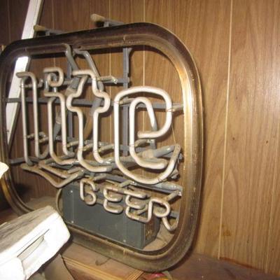 Vintage Beer Lighted Wall Signs 