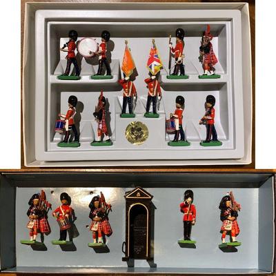 16 Vintage Hand Painted Scots Guard Figurines - William Britain Collection 