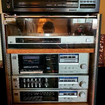 Fisher stereo unit with record player