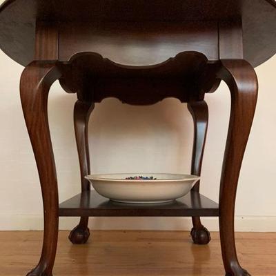 Claw Foot Accent Table 