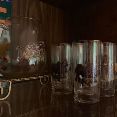 Wild Vintage Glassware Set with African Animals 