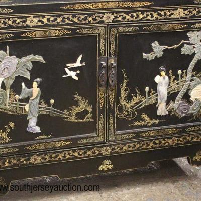Asian Inspired Decorated One Door Display Cabinet

Auction Estimate $100-$300 â€“ Located Inside