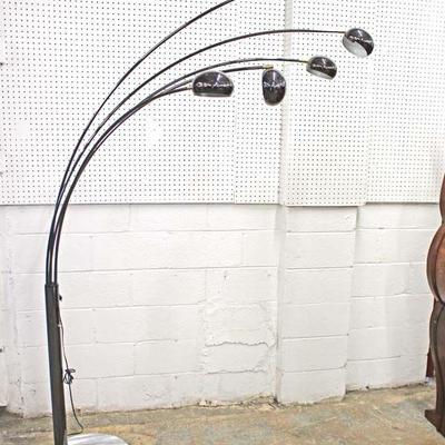 Modern Design Floor Lamp with Marble Base

Auction Estimate $100-$300 â€“ Located Inside