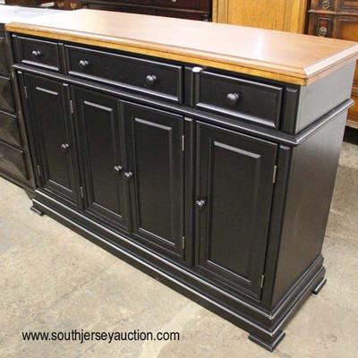 NEW Natural Finish Top 3 Drawer 4 Door Bracket Foot Buffet

Auction Estimate $100-$300 – Located Inside