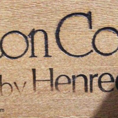5 Piece â€œAston Court Collection by Henredonâ€ Burl Mahogany and Banded King Bedroom Set with Full Canopy King Bed â€“ may be offered...