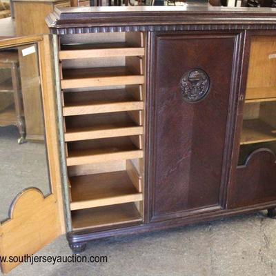 ANTIQUE Continental Oak 3 Door Gentlemen Chest with Right and Left Keys

Auction Estimate $200-$400 â€“ Located Inside