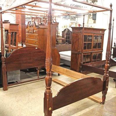  SOLID Mahogany Queen 4 Poster Canopy Bed

Auction Estimate $200-$400 â€“ Located Inside 