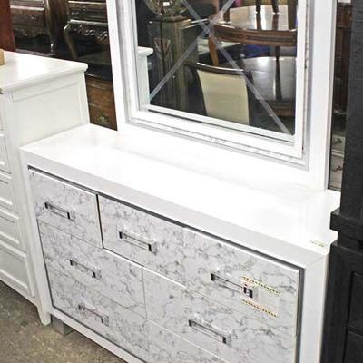 NEW Faux Marble Modern Design Dresser with Mirror that Lights Up

Auction Estimate $200-$400 – Located Inside