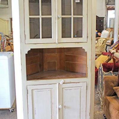 White Distressed 4 Door Country Style Corner Cabinet

Auction Estimate $200-$400 â€“ Located Inside