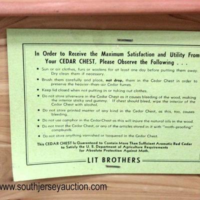 VINTAGE CLEAN Burl Walnut Cedar Chest

Auction Estimate $100-$300 â€“ Located Inside